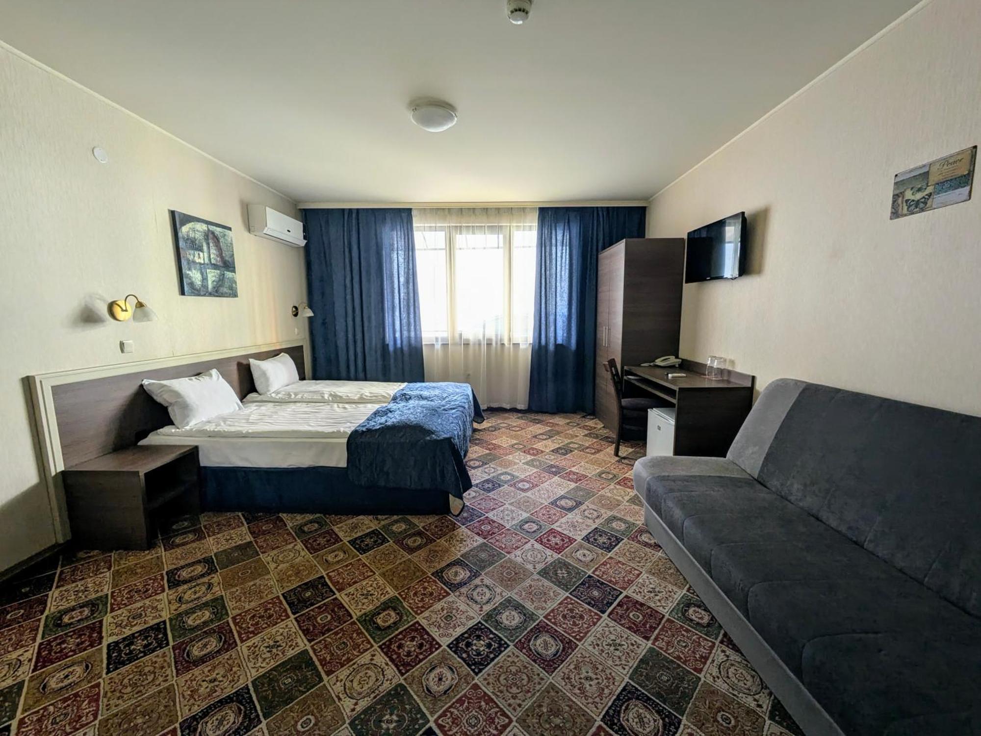 Hotel La Roka Stara Zagora Ngoại thất bức ảnh